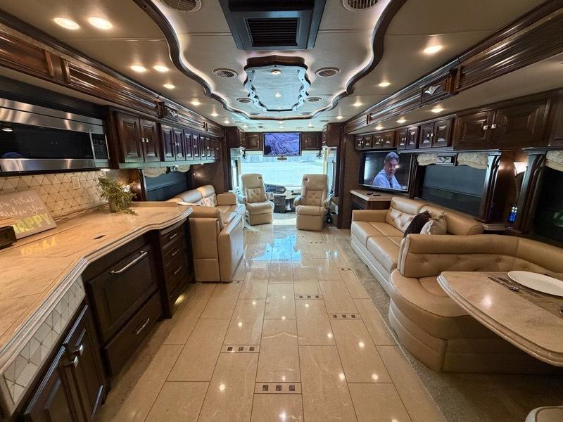 Tiffin Motorhomes Allegro Bus  2015