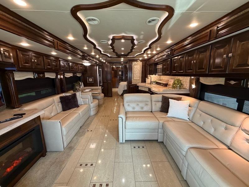 Tiffin Motorhomes Allegro Bus  2015