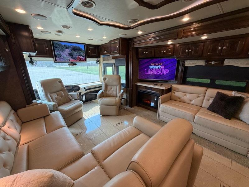 Tiffin Motorhomes Allegro Bus  2015