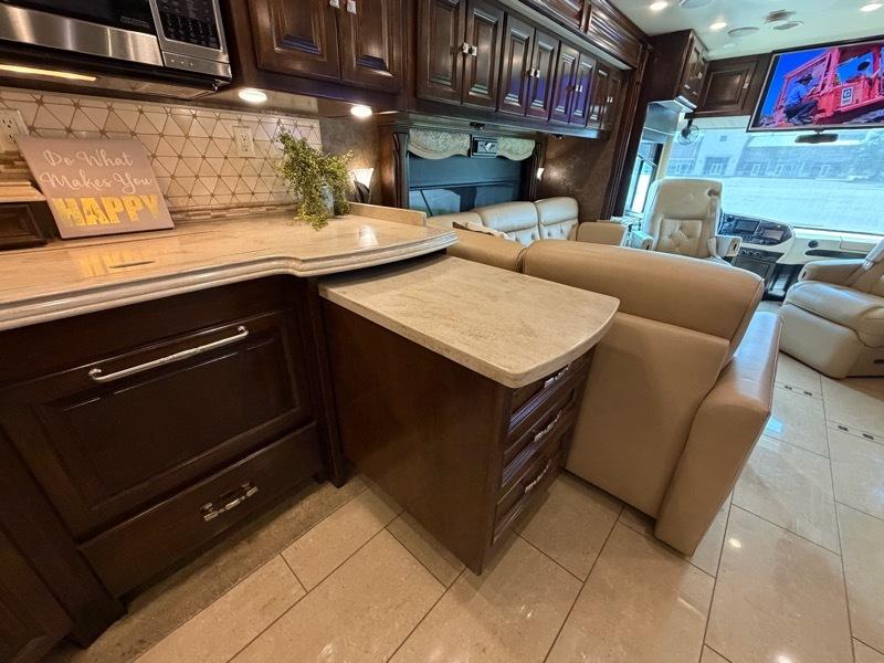 Tiffin Motorhomes Allegro Bus  2015