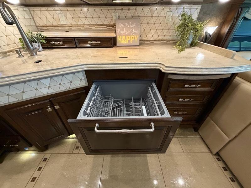 Tiffin Motorhomes Allegro Bus  2015