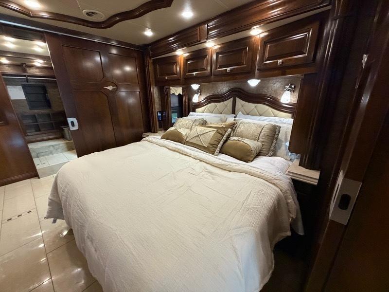 Tiffin Motorhomes Allegro Bus  2015