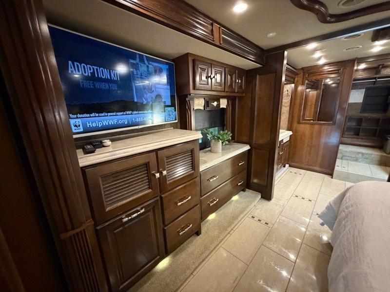 Tiffin Motorhomes Allegro Bus  2015