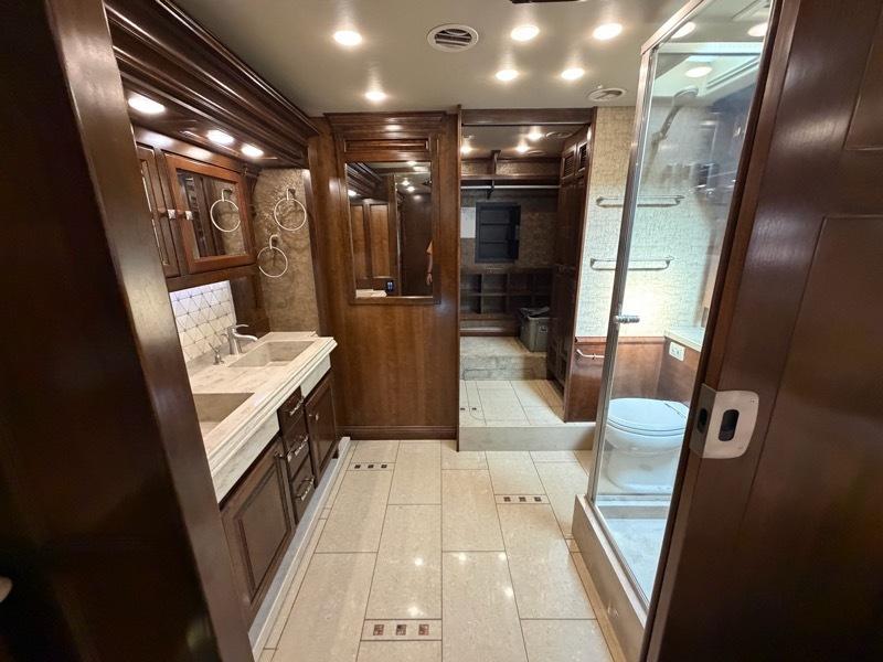 Tiffin Motorhomes Allegro Bus  2015