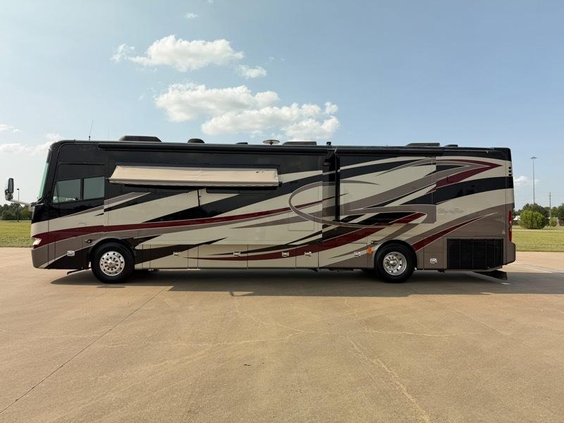Tiffin Motorhomes Allegro Bus  2013