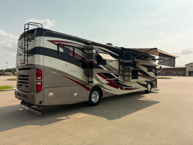 Tiffin Motorhomes Allegro Bus  2013