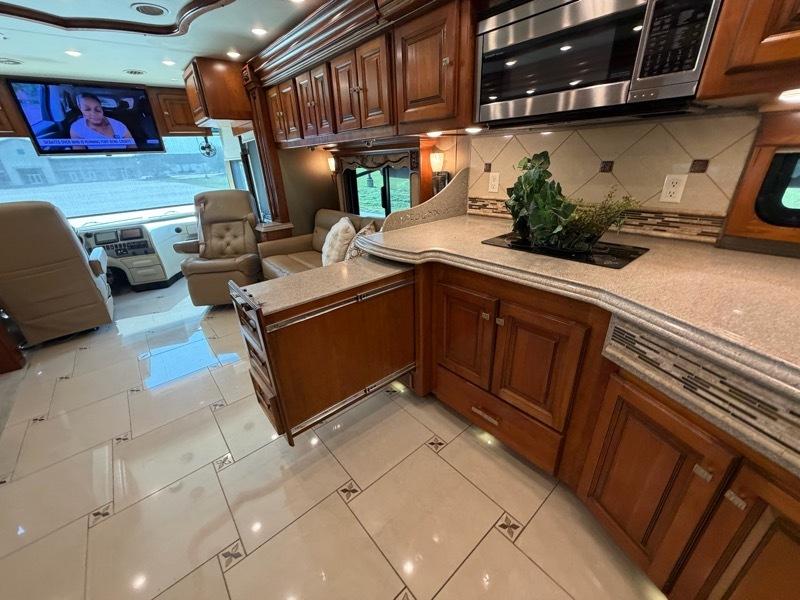 Tiffin Motorhomes Allegro Bus  2013