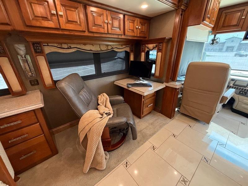 Tiffin Motorhomes Allegro Bus  2013