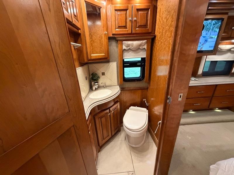 Tiffin Motorhomes Allegro Bus  2013