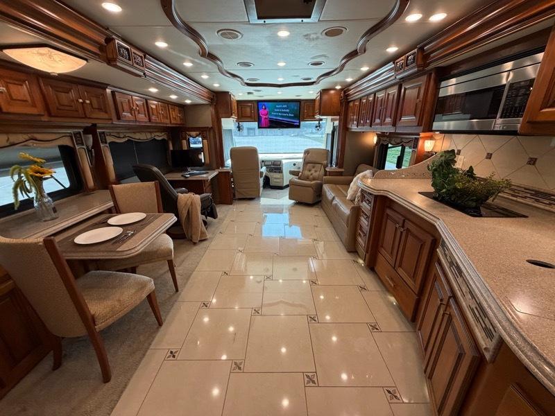 Tiffin Motorhomes Allegro Bus  2013