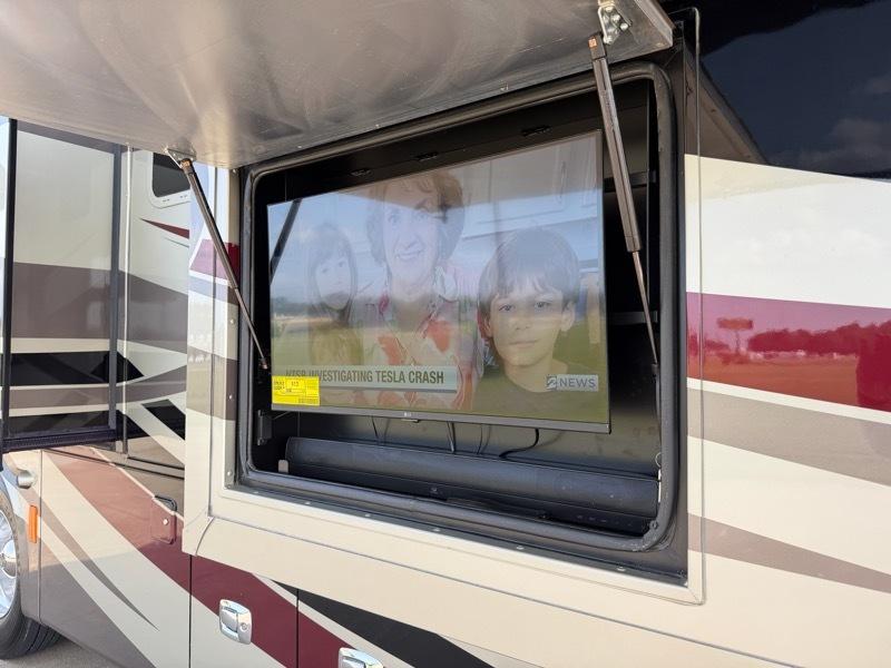 Tiffin Motorhomes Allegro Bus  2013