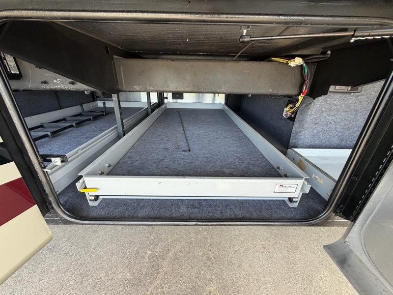 Tiffin Motorhomes Allegro Bus  2013