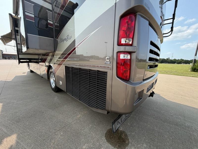 Tiffin Motorhomes Allegro Bus  2013