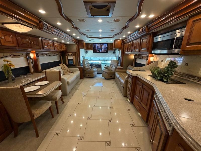 Tiffin Motorhomes Allegro Bus  2013