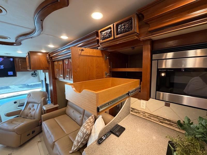 Tiffin Motorhomes Allegro Bus  2013