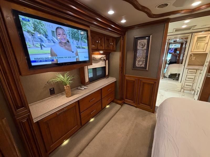 Tiffin Motorhomes Allegro Bus  2013