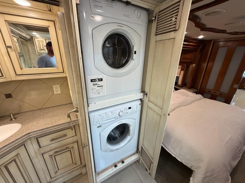 Tiffin Motorhomes Allegro Bus  2013