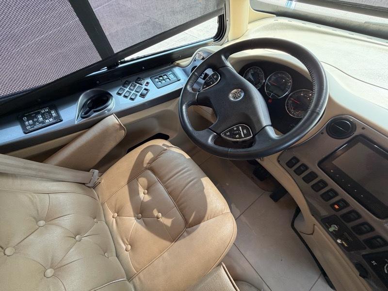 Tiffin Motorhomes Allegro Bus  2013
