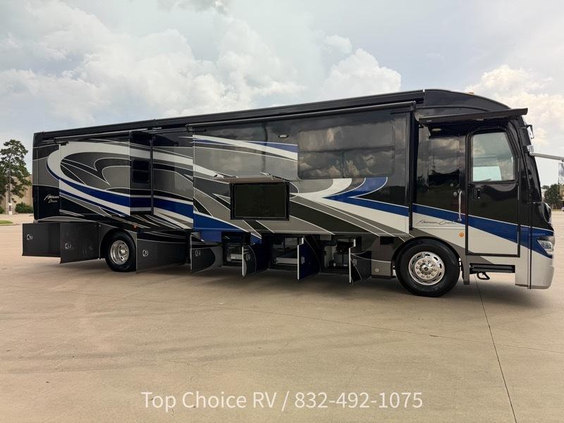 American Coach American Dream  2018