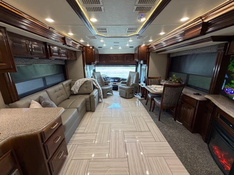 American Coach American Dream  2018