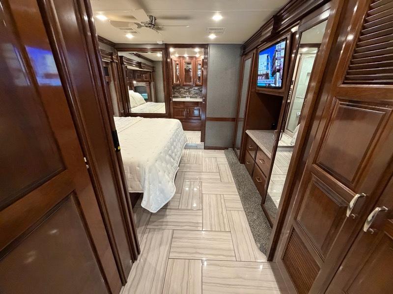 American Coach American Dream  2018
