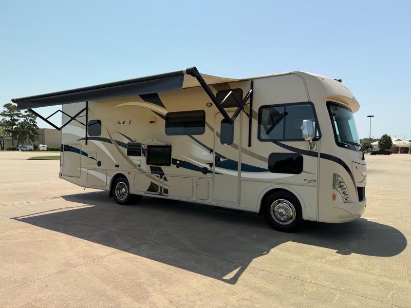 Thor Motor Coach A.C.E.  2017