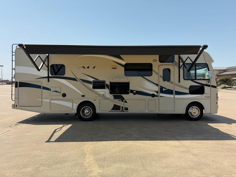 Thor Motor Coach A.C.E.  2017