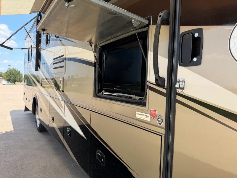 Tiffin Motorhomes Allegro  2014
