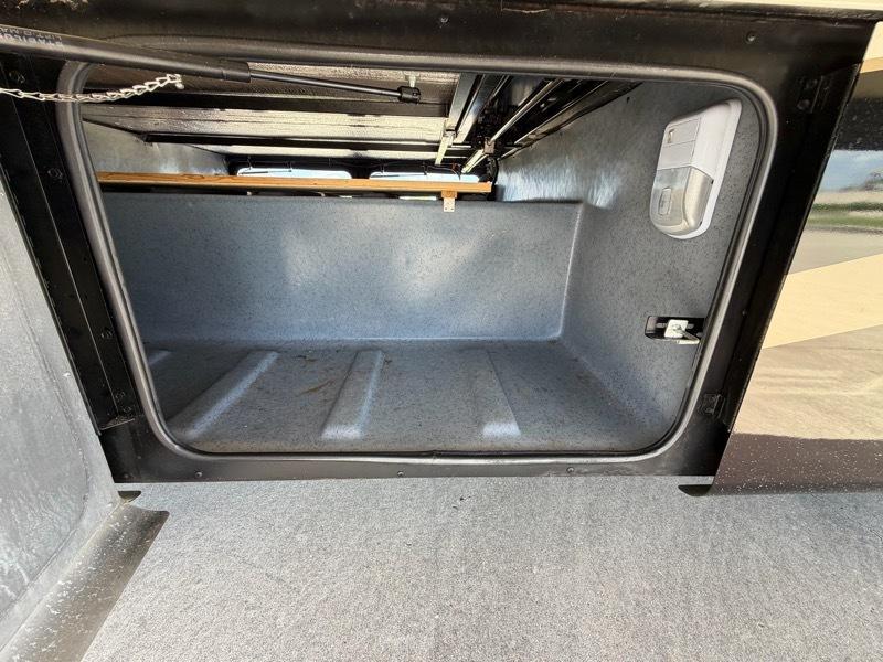Tiffin Motorhomes Allegro  2014