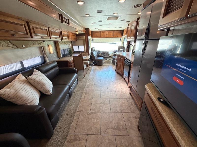 Tiffin Motorhomes Allegro  2014