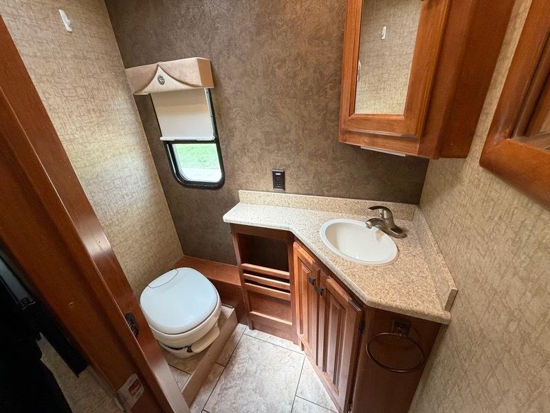 Tiffin Motorhomes Allegro  2014