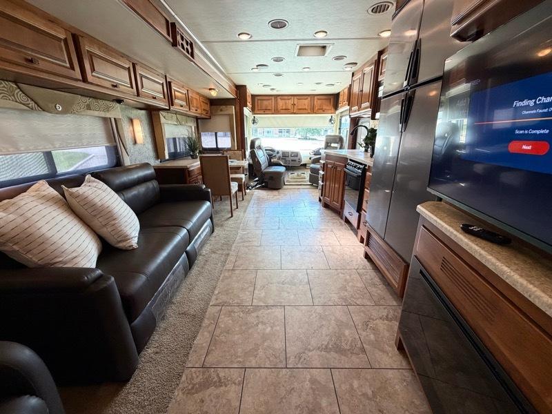 Tiffin Motorhomes Allegro  2014