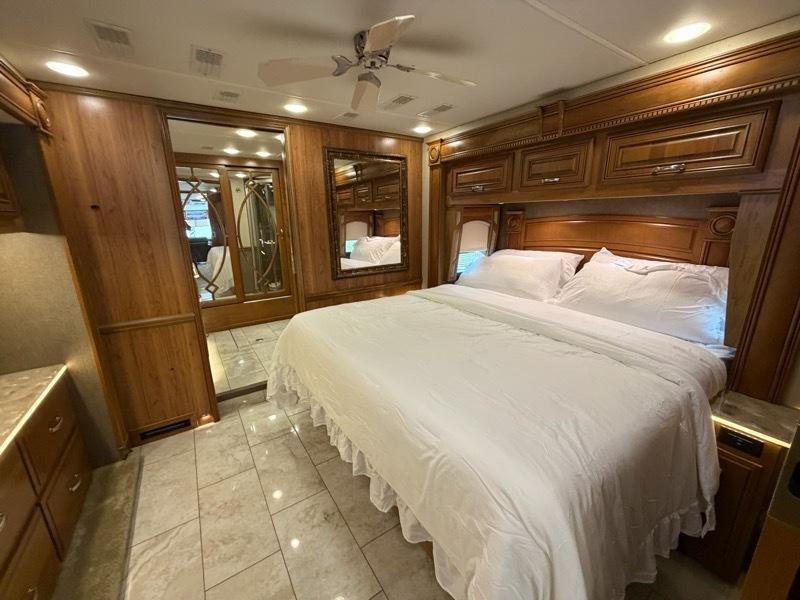 Entegra Coach Anthem  2017