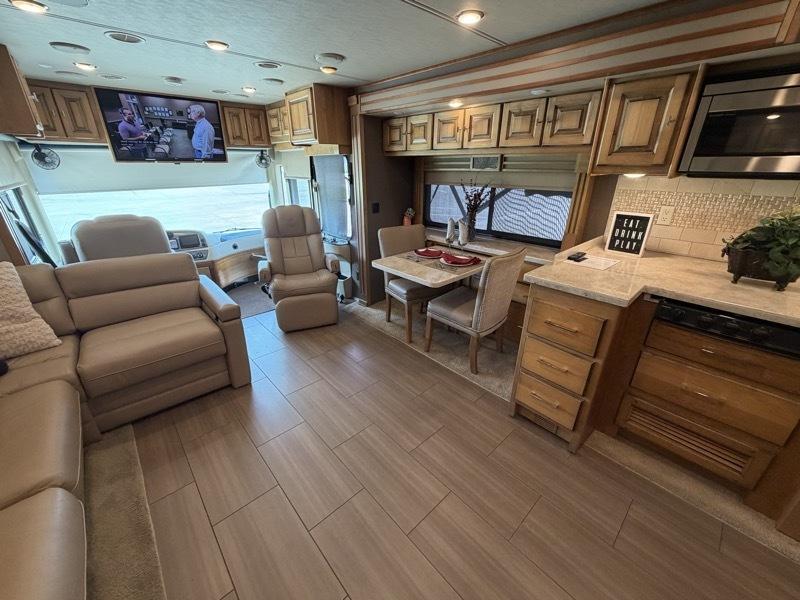 Tiffin Motorhomes Allegro  2018