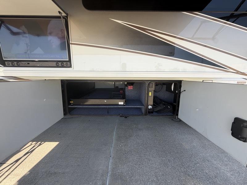 Winnebago Tour  2016