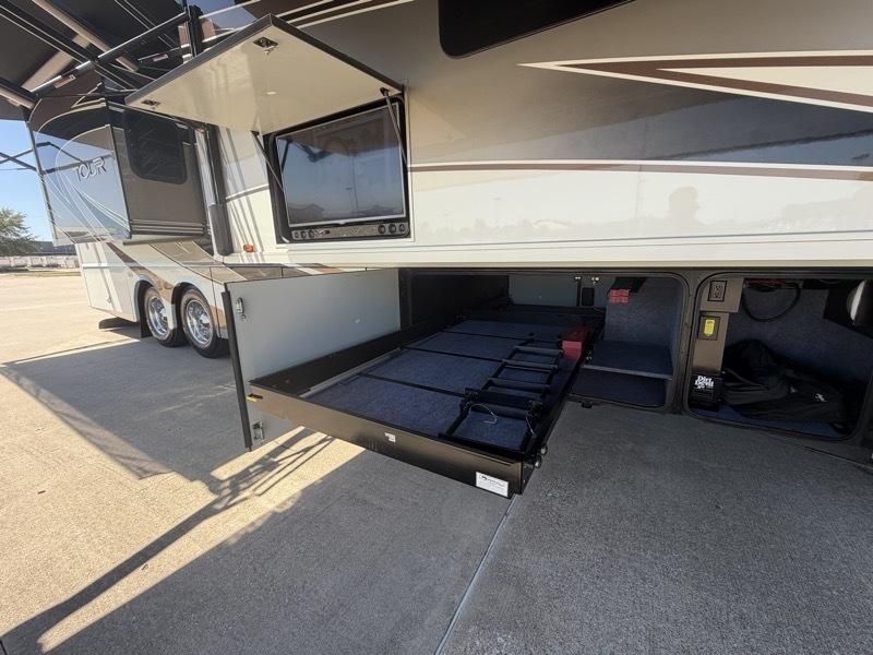 Winnebago Tour  2016