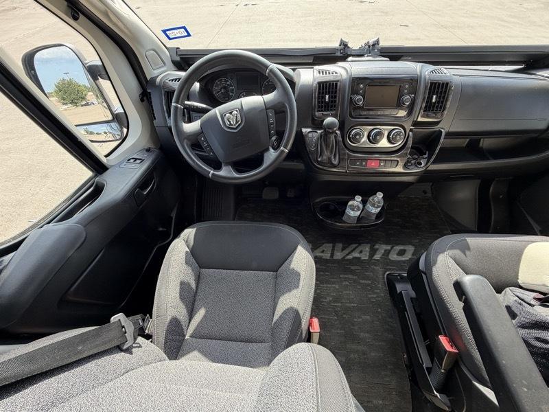 Winnebago Travato  2020