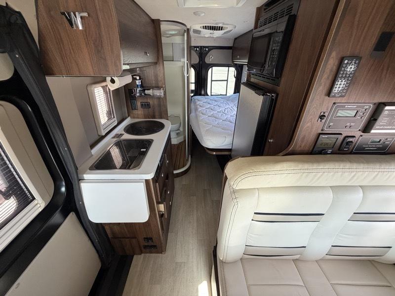 Winnebago Travato  2020