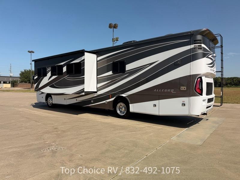 Tiffin Motorhomes Allegro  2022