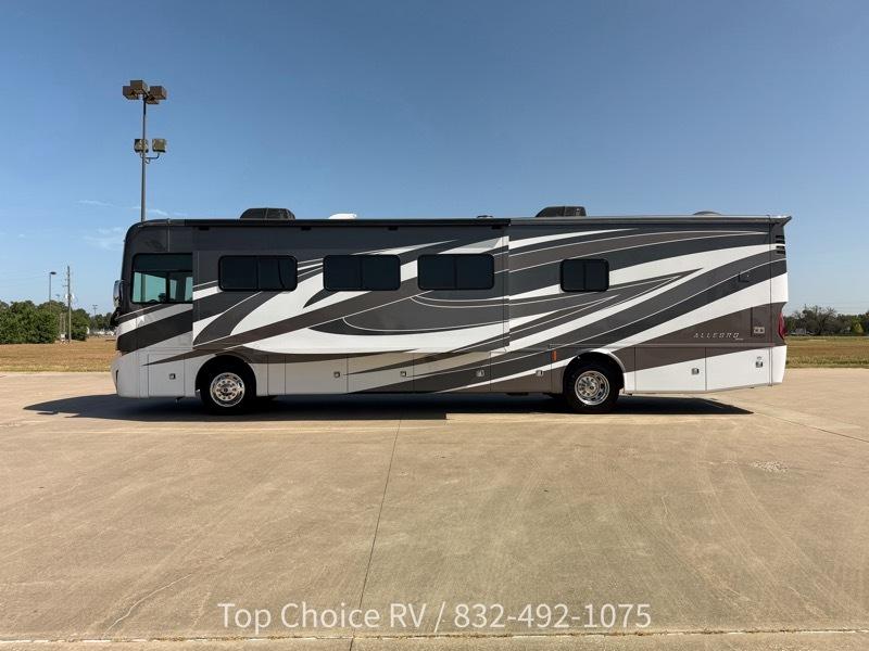 Tiffin Motorhomes Allegro  2022