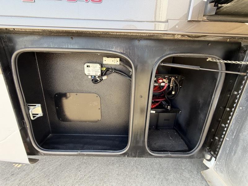 Tiffin Motorhomes Allegro  2022