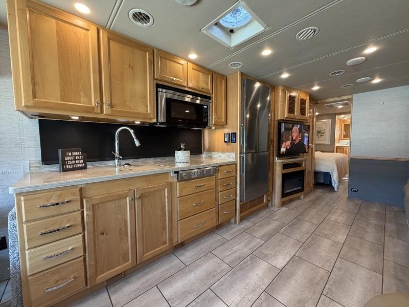 Tiffin Motorhomes Allegro  2022