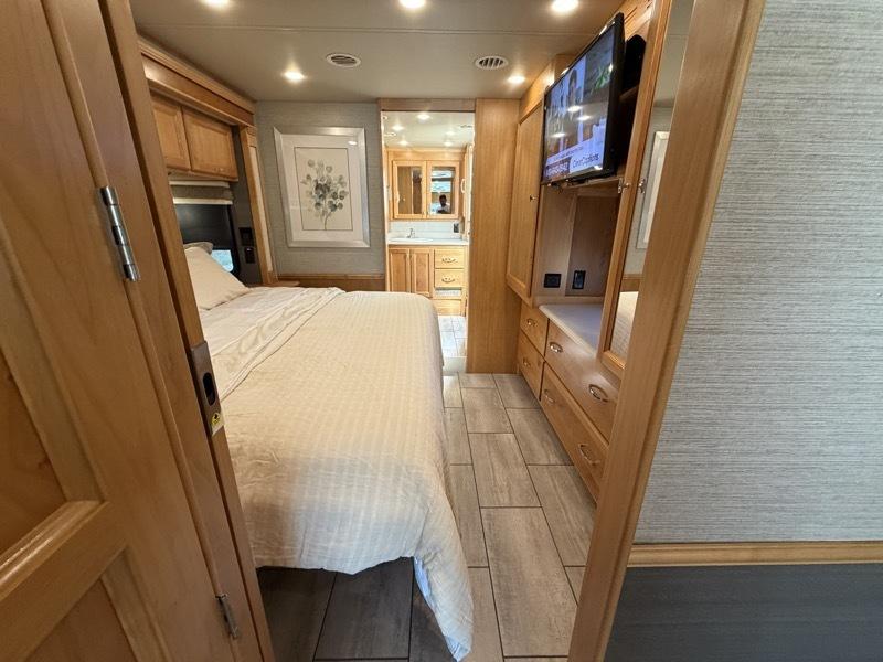 Tiffin Motorhomes Allegro  2022