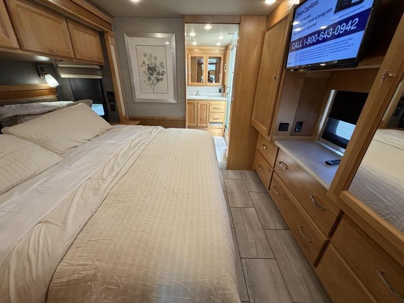 Tiffin Motorhomes Allegro  2022