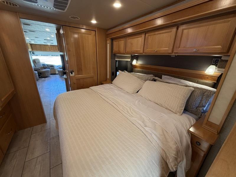 Tiffin Motorhomes Allegro  2022