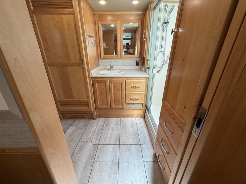 Tiffin Motorhomes Allegro  2022