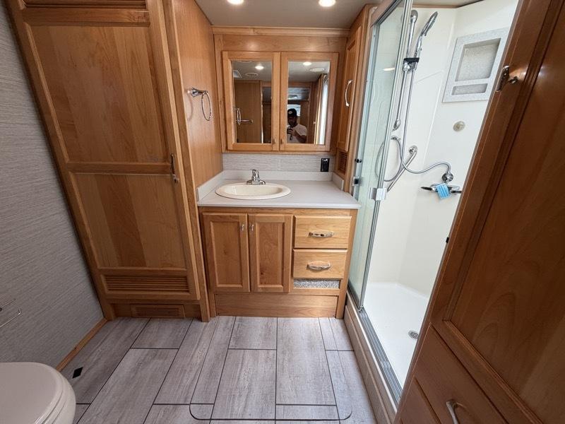 Tiffin Motorhomes Allegro  2022