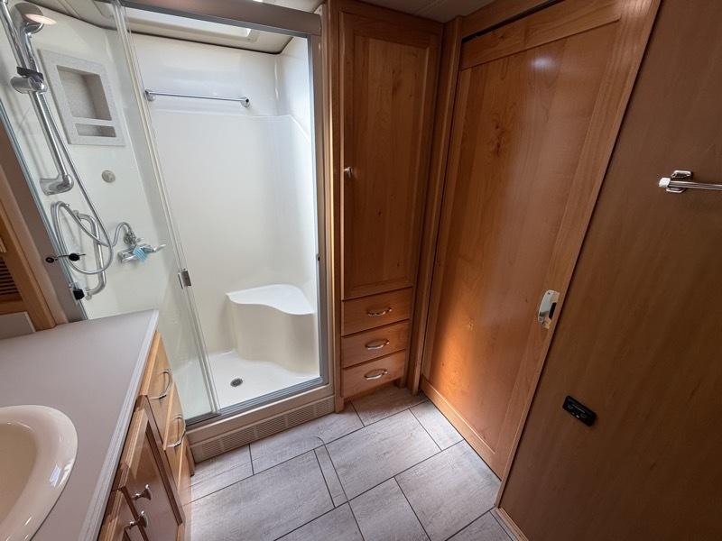 Tiffin Motorhomes Allegro  2022