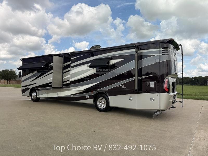 Tiffin Motorhomes Allegro  2018