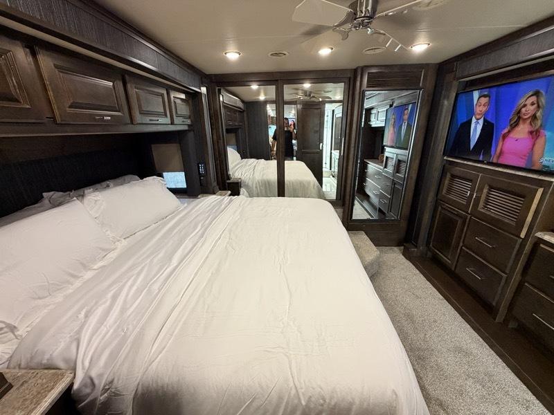 Tiffin Motorhomes Allegro  2018